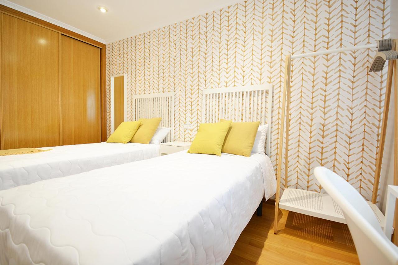 Galihost - Atico Con Terraza Y Vistas Al Mar En Vilagarcia 维拉加尔西亚·德·阿劳萨 外观 照片