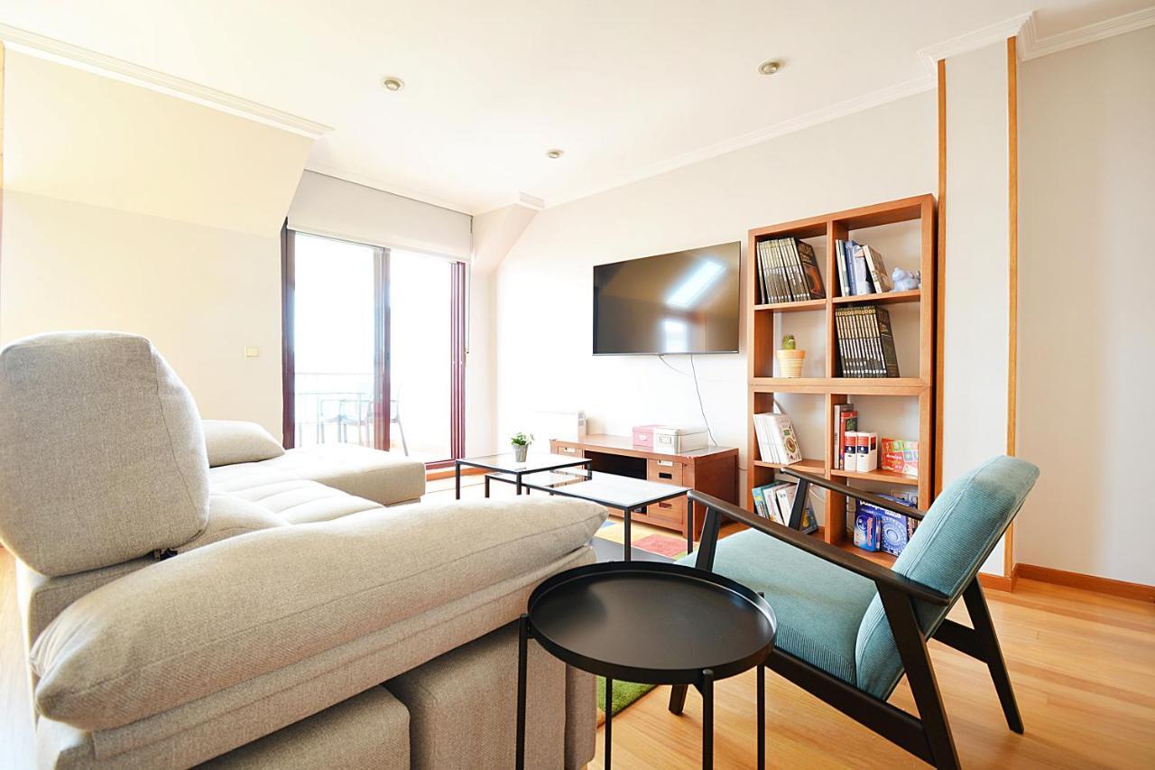 Galihost - Atico Con Terraza Y Vistas Al Mar En Vilagarcia 维拉加尔西亚·德·阿劳萨 外观 照片